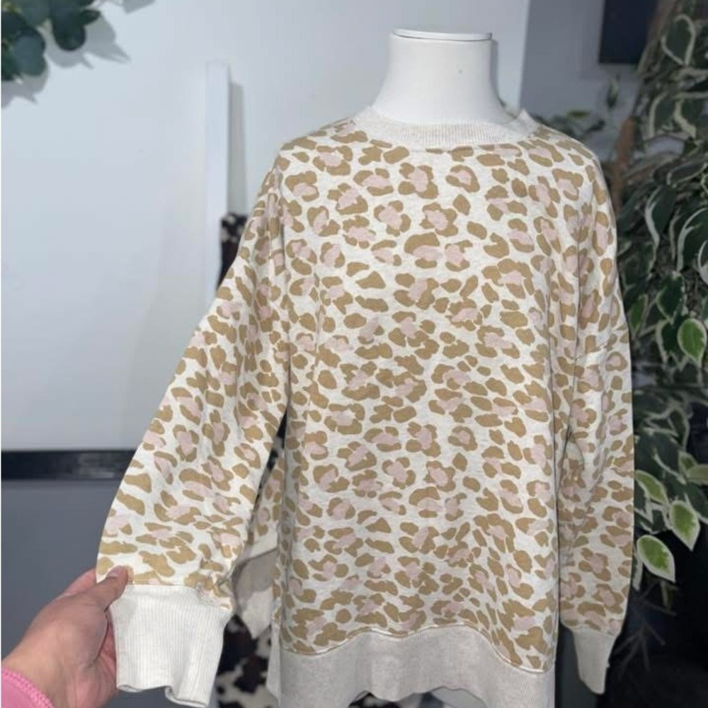 Oversized Aerie size medium Leopard Print Sweatshirt